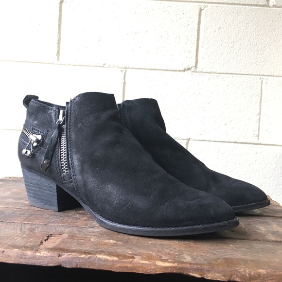 dolce vita zipper booties